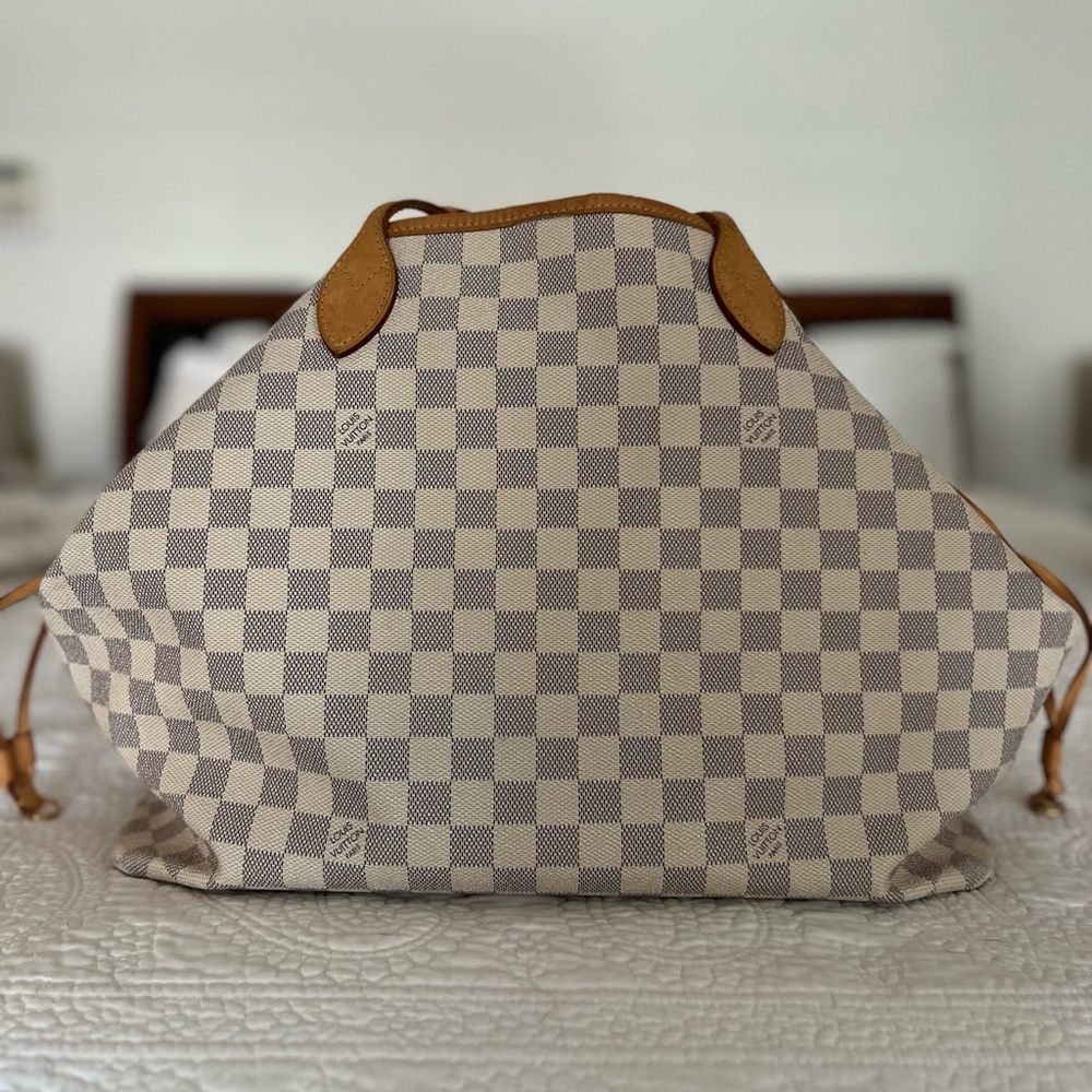 Louis Vuitton Checkered Tote - Cream and Tan
